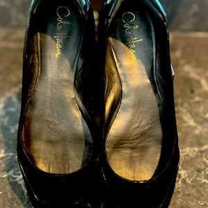 Cole Haan sport Patent/ black leather flats with “air” sole size 8.5, like new